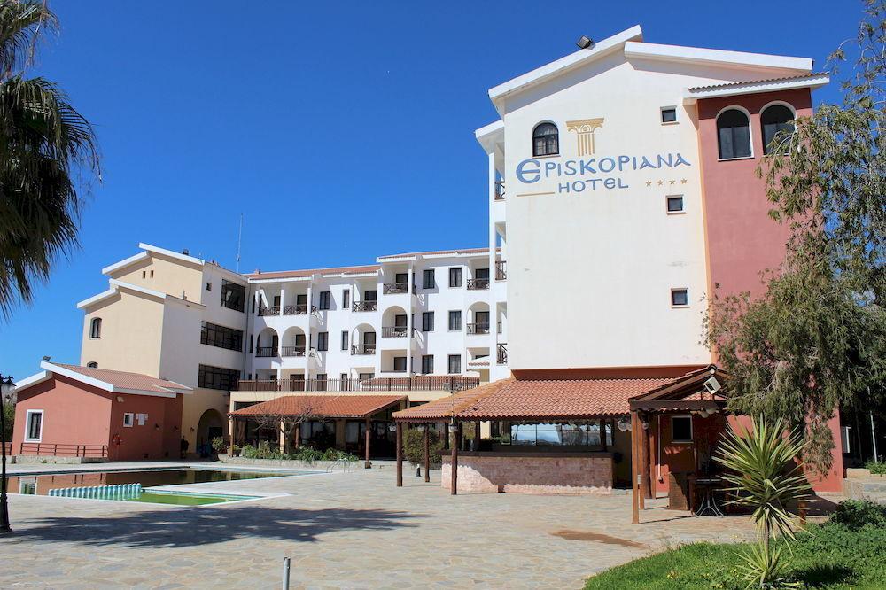 Episkopiana Hotel & Sport Resort Episkopi  Buitenkant foto